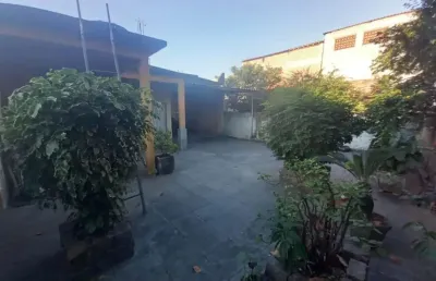 Vendo casa com terreno, bairro prata, nova iguaçu, rj.