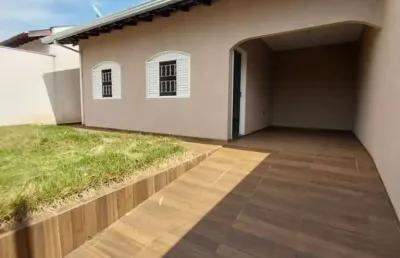Casa com 2 quartos à venda na Rua Primo José Artuzo, 175, Jardim Maria do Carmo, Londrina