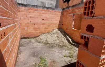Terreno à venda no Jardim Nova América, Suzano 