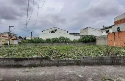 Terreno à venda no Jardim Quaresmeira, Suzano 