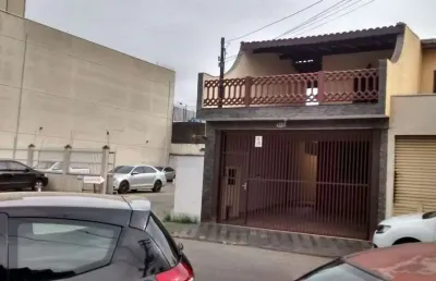 Sobrado com 3 dormitórios à venda, 183 m² por r$ 595.000,00 - centro - suzano/sp