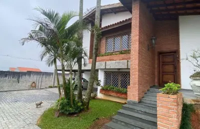 Casa com 4 dormitórios para alugar, 329 m² por r$ 16.388,32/mês - parque do colégio - suzano/sp