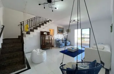 Comprar cobertura duplex com piscina privativa e vista livre na ponta da praia.