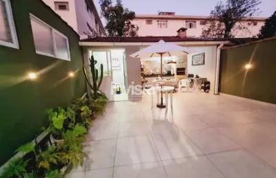 Casa com 3 quartos à venda na Vila Belmiro, Santos 