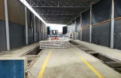 Barracão / Galpão / Depósito para alugar no Macuco, Santos 