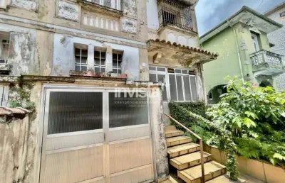 Casa com 5 quartos à venda no Encruzilhada, Santos 