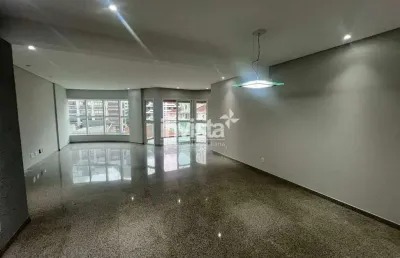 Apartamento com 4 quartos para alugar no Gonzaga, Santos 