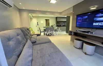 Apartamento térreo com lazer na ponta da praia em santos