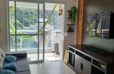 Apartamento mobiliado para locação – andar alto, varanda e ambientes amplos