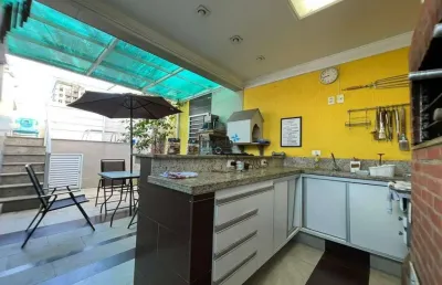 Casa com 3 quartos à venda no Embaré, Santos 