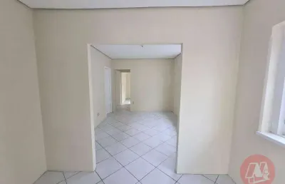 Casa com 3 quartos para alugar no Partenon, Porto Alegre 