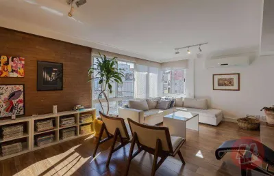No rio branco, cobertura de 257 m² com 4 quartos, 2 vagas e piscina.