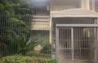 Casa com 3 dormitórios à venda, 200 m² por r$ 1.170.000,00 - rio branco - porto alegre/rs