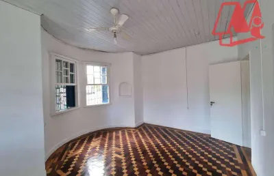 Casa de 526m² total 261m² útil na bento próximo ao posto do inss