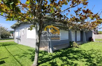 Casa com 4 quartos à venda na Zona Nova, Tramandaí 