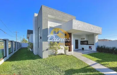 Casa com 6 quartos à venda na Zona Nova, Tramandaí 