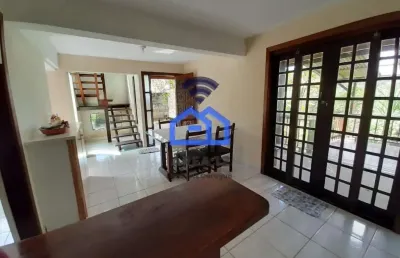 Casa à venda no bairro capricórnio - 3 dormitórios, sendo uma suíte, banheiro, sala, cozinha e 1 va