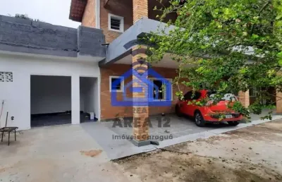 Sobrado à venda no bairro porto novo - 5 suítes, 2 salas amplas, cozinha, 6 banheiros, garagem para