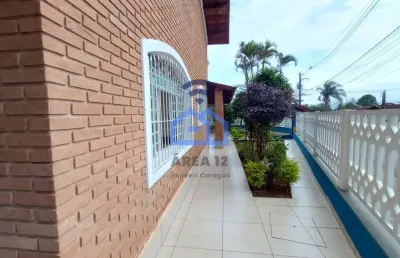 Casa à venda no bairro poiares - 3 dormitórios, sendo uma suíte, banheiro, sala com 2 ambiente, 3 v