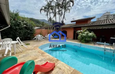 Sobrado à venda na martim de sá - 4 dormitórios, sendo 2 suítes, sala com 2 ambientes, lavabo, vaga