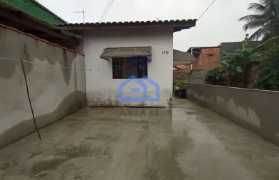 Casa com 82m² à venda localizada a apenas 400m da praia no bairro do porto novo na cidade de caragu