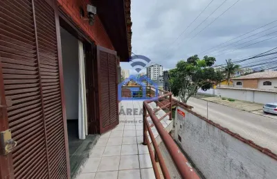 Sobrado em condomínio à venda no bairro da martim de sá em caraguatatuba, sp - venha viver pertinho