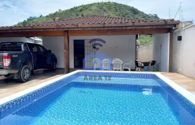 Casa com piscina à venda no bairro da martim de sá em caraguatatuba, sp - venha se encantar pelo se