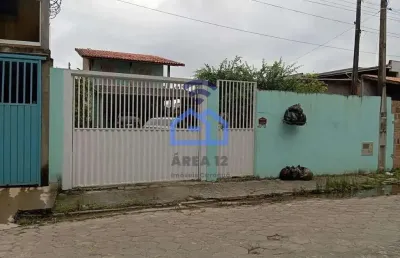 Sobrado de 2 dormitórios à venda no bairro do porto novo em caraguatatuba, sp - ótima oportunidade!