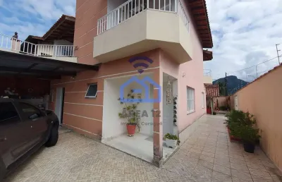 Sobrado com 4 suítes à venda no bairro do indaiá em caraguatatuba, sp - com edícula!