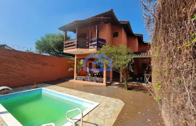 Oportunidade em sobrado à venda no bairro do massaguaçu em caraguatatuba, sp