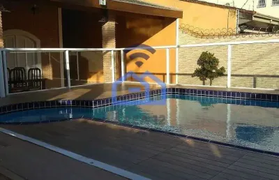Casa com edícula à venda no bairro da martim de sá em caraguatatuba, sp - com piscina e área gourme