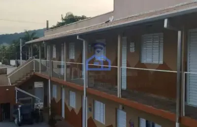Kitnet em condomínio à venda a apenas 300m da praia no bairro do massaguaçu em caraguatatuba, sp