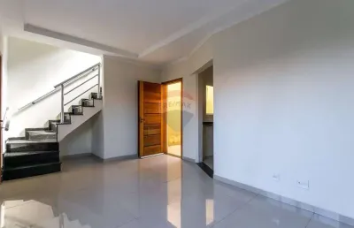 Casa nova em condomínio na vila santa catarina — 2 dormitórios, 2 vagas e fácil acesso à av. joão de luca