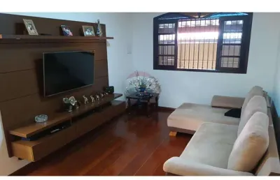 Casa com 3 quartos para alugar na Vila Francos, São Paulo 