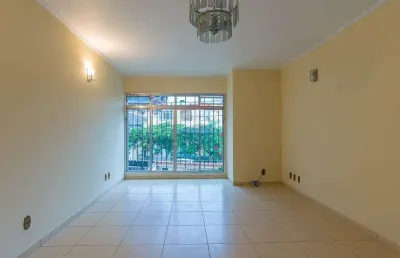Sobrado aconchegante no alto de pinheiros – localização privilegiada!