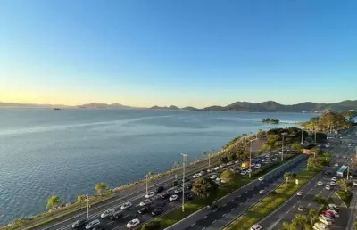 Apartamento à venda no bairro agronômica - florianópolis/sc