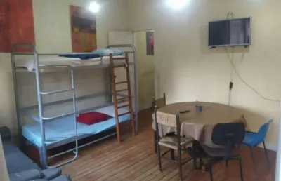 Casa com 9 quartos para alugar na Rua Alves Guimarães, --, Pinheiros, São Paulo