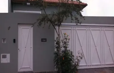 Casa com 4 quartos para alugar na Rua Jati, --, Planalto Paulista, São Paulo