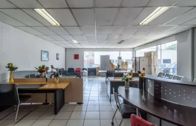 Locação ponto comercial 450m2, 3 pavimentos e garagem - vila ema