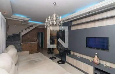 Casa com 3 quartos à venda na Rua Cirene de Oliveira Laet, --, Vila Constança, São Paulo