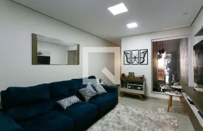 Casa com 4 quartos à venda na Rua Embiruçú, --, Vila Esperança, São Paulo