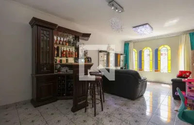 Casa com 3 quartos à venda na Rua Antônio Dias da Silva, --, Vila Amália, São Paulo