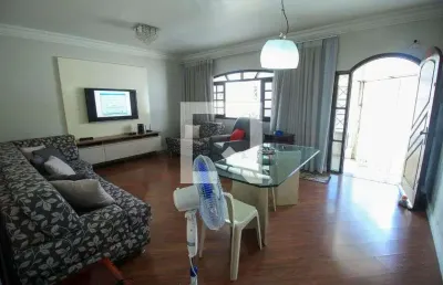 Casa com 4 quartos à venda na Rua Matão, --, Belém, São Paulo