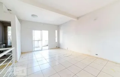 Casa com 2 quartos à venda na Rua Manuel Gaya, --, Vila Mazzei, São Paulo
