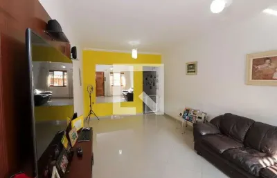 Casa com 3 quartos à venda na Rua Atuaí, --, Vila Esperança, São Paulo