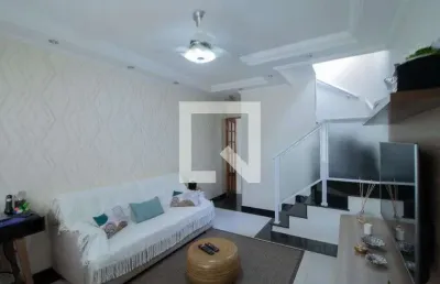 Casa com 3 quartos à venda na Rua Gil Castelo Branco, --, Vila Sabrina, São Paulo