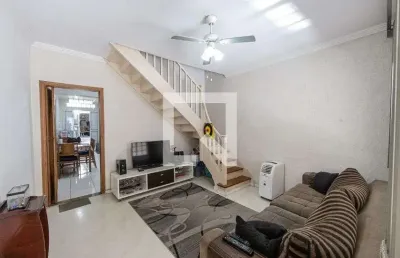 Casa com 3 quartos à venda na Rua Lobo, --, Vila Carrão, São Paulo