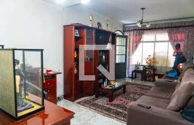 Casa com 3 quartos à venda na Avenida José Estevão de Magalhães, --, Vila Campestre, São Paulo