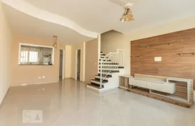 Casa em condomínio fechado com 3 quartos à venda na Rua da Lei, --, Cangaíba, São Paulo