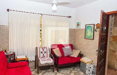 Casa com 4 quartos à venda na Rua Praia do Sul, --, Socorro, São Paulo